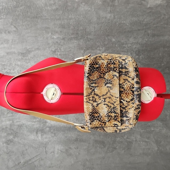 Michael Rome genuine leather snake print purse - Picture 3 of 11